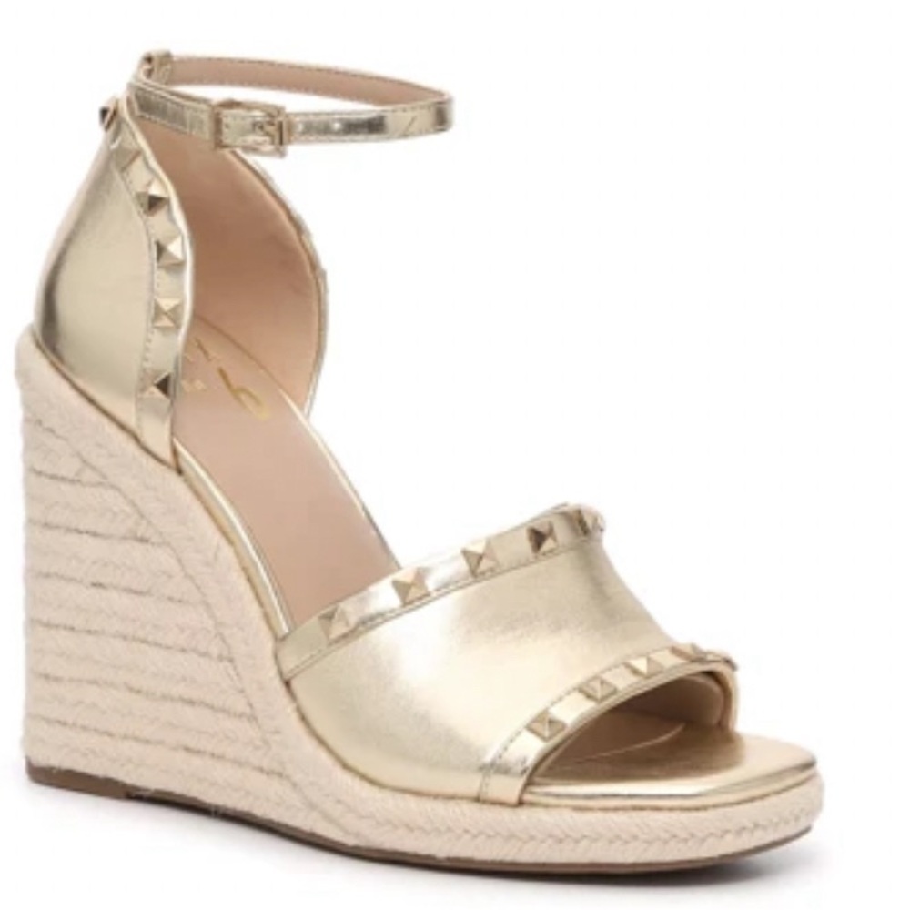 Cream and Gold Wedge Sandals with Ankle Strap
